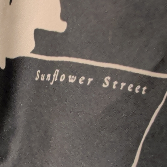 Elegant Black and White Women's Dress - Picture 11 of 15